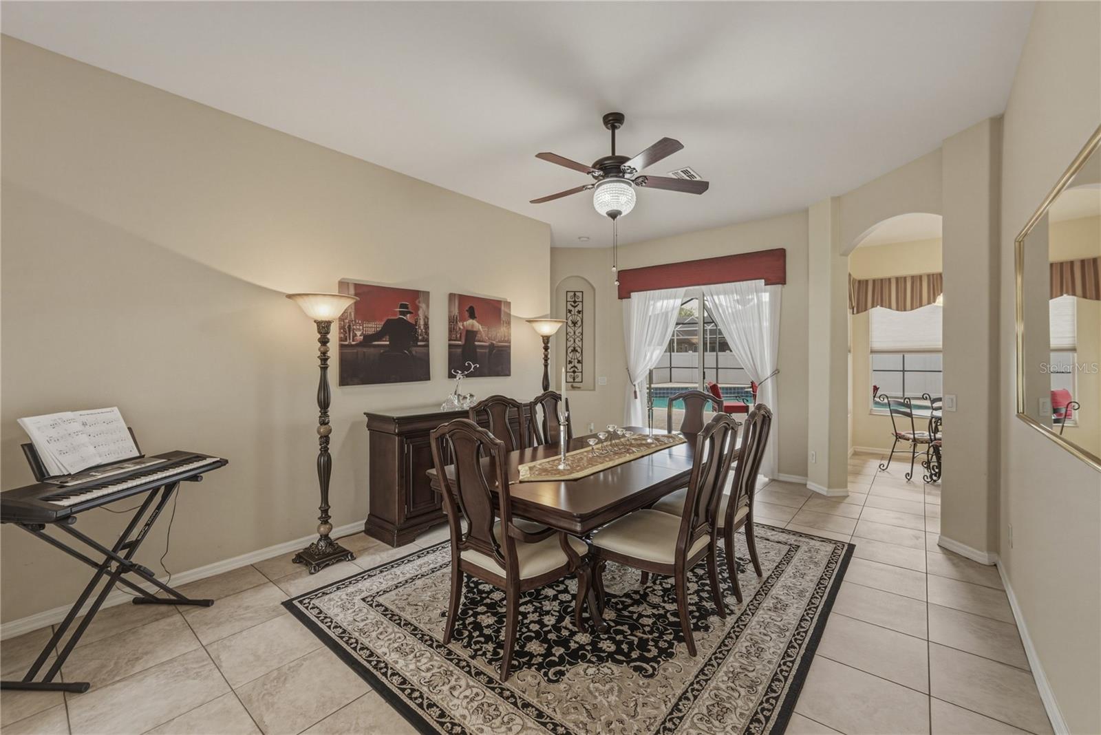 1542 Swamp Rose Ln Property Photo 21