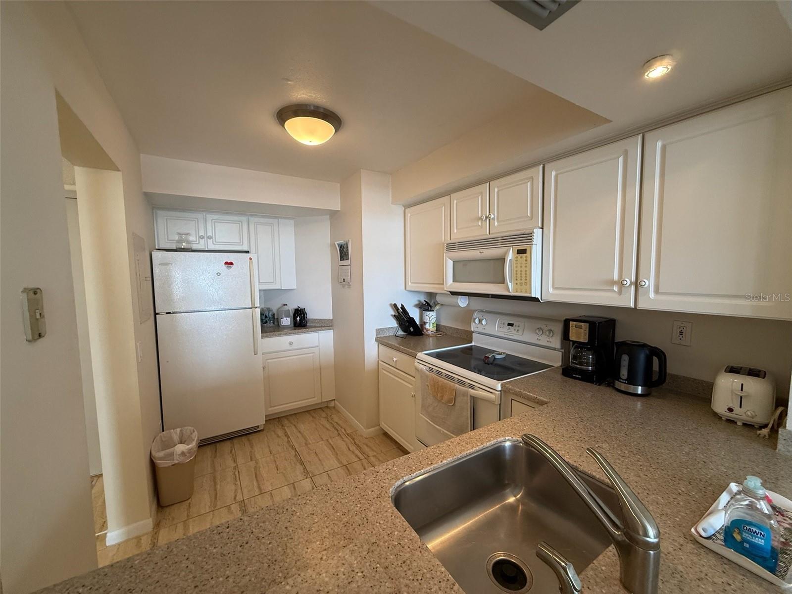 6279 Sun Blvd #403 Property Photo 8