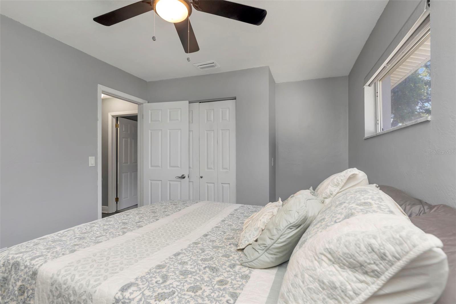 1424 Stewart Blvd Property Photo 32