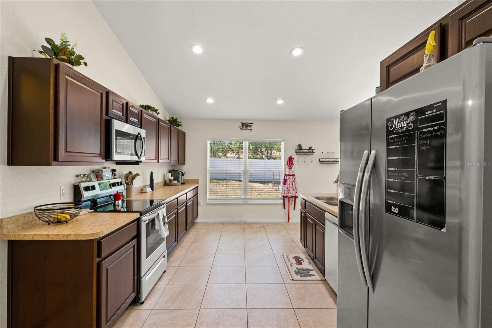 11260 Libby Rd Property Photo 3