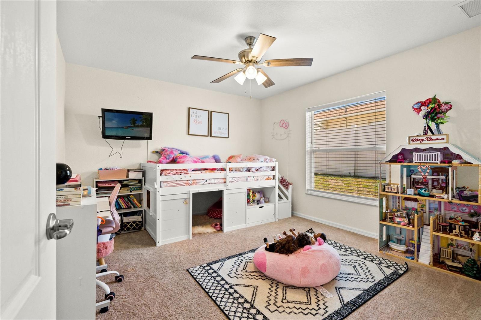 11260 Libby Rd Property Photo 12