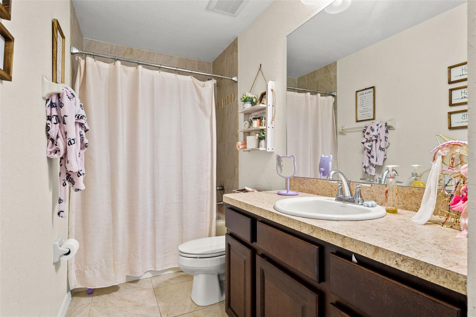 11260 Libby Rd Property Photo 14