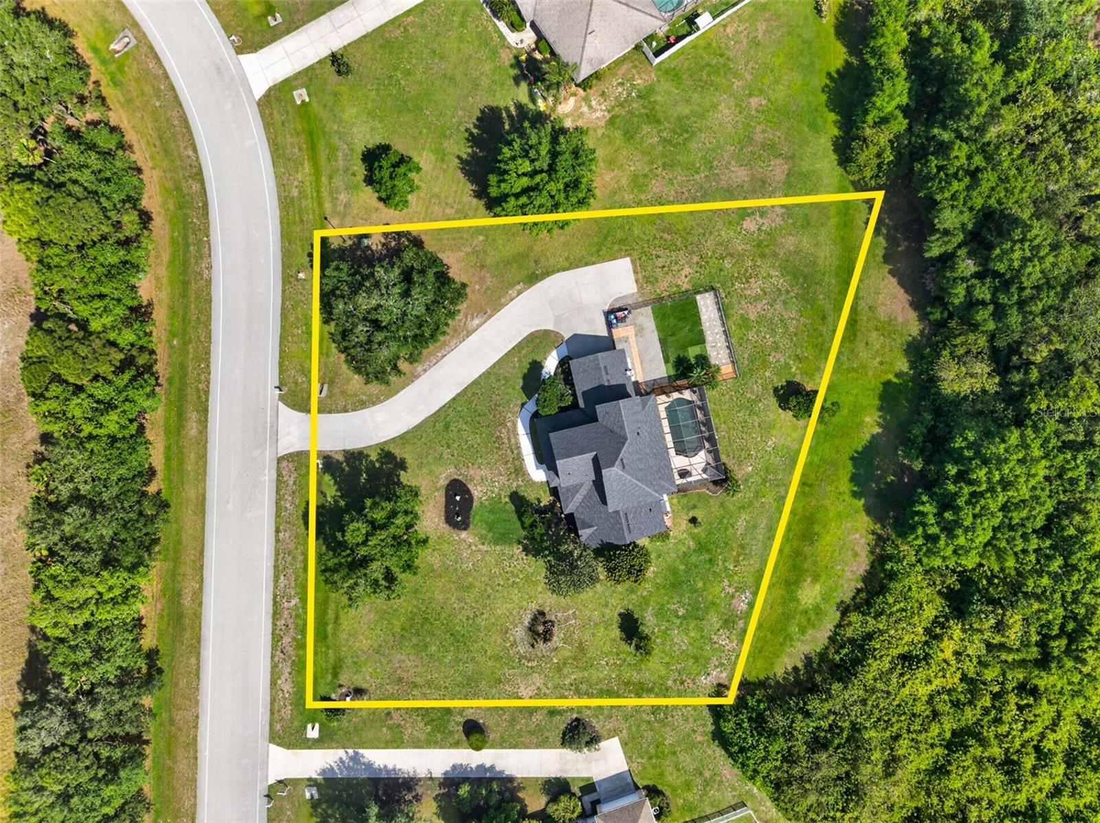 17308 Howling Wolf Run Property Photo 3