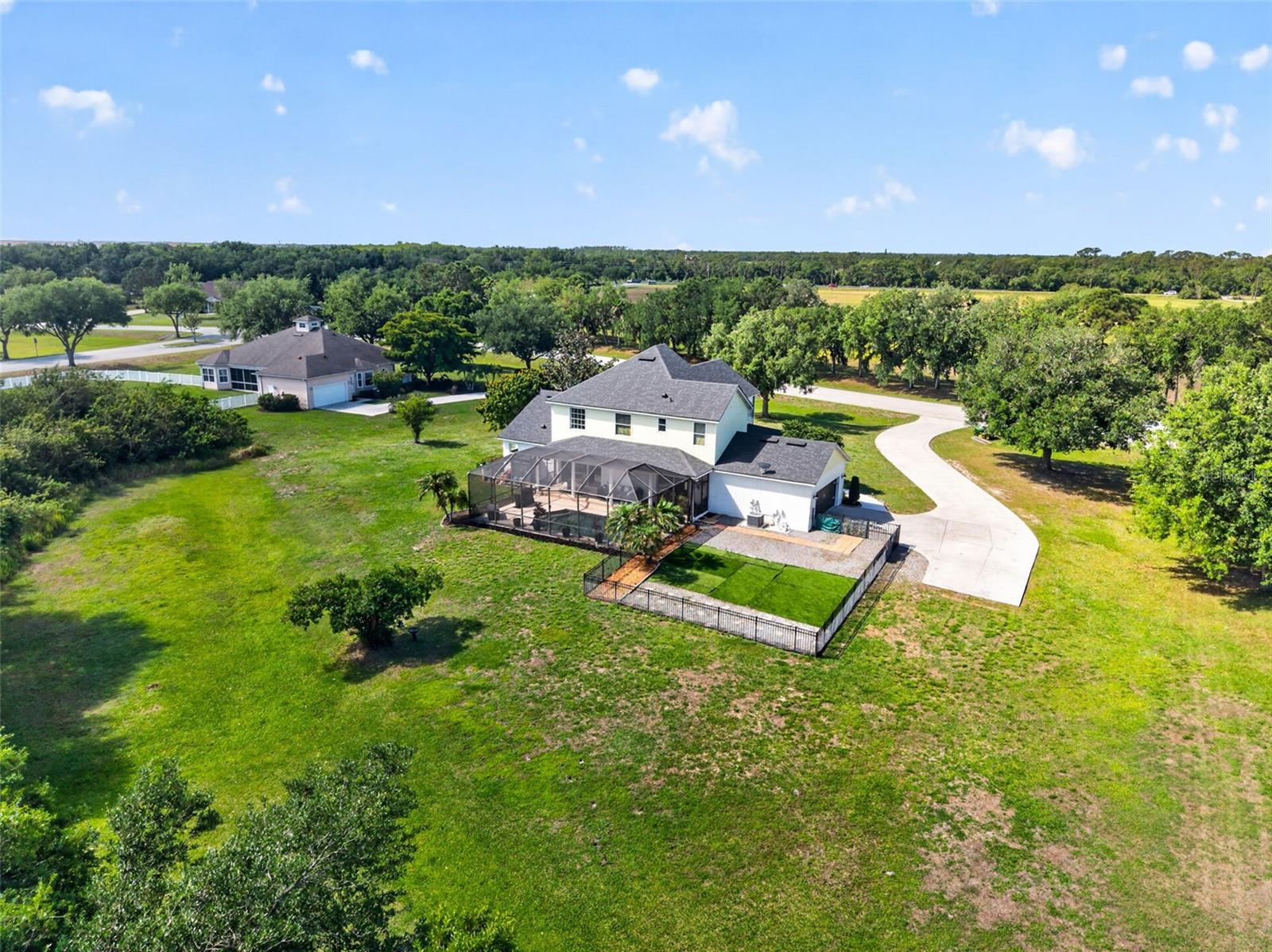 17308 Howling Wolf Run Property Photo 6