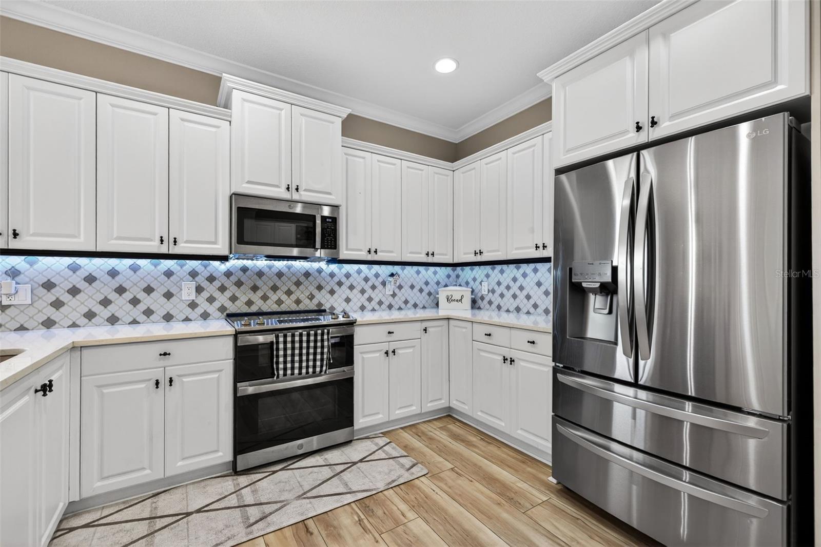 17308 Howling Wolf Run Property Photo 17