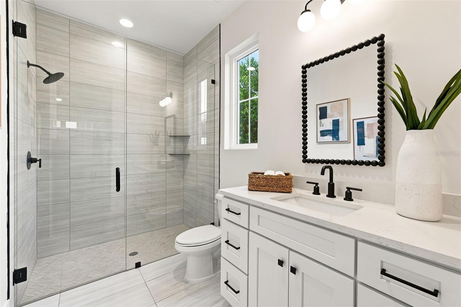407 S Albany Ave #2 Property Photo 7