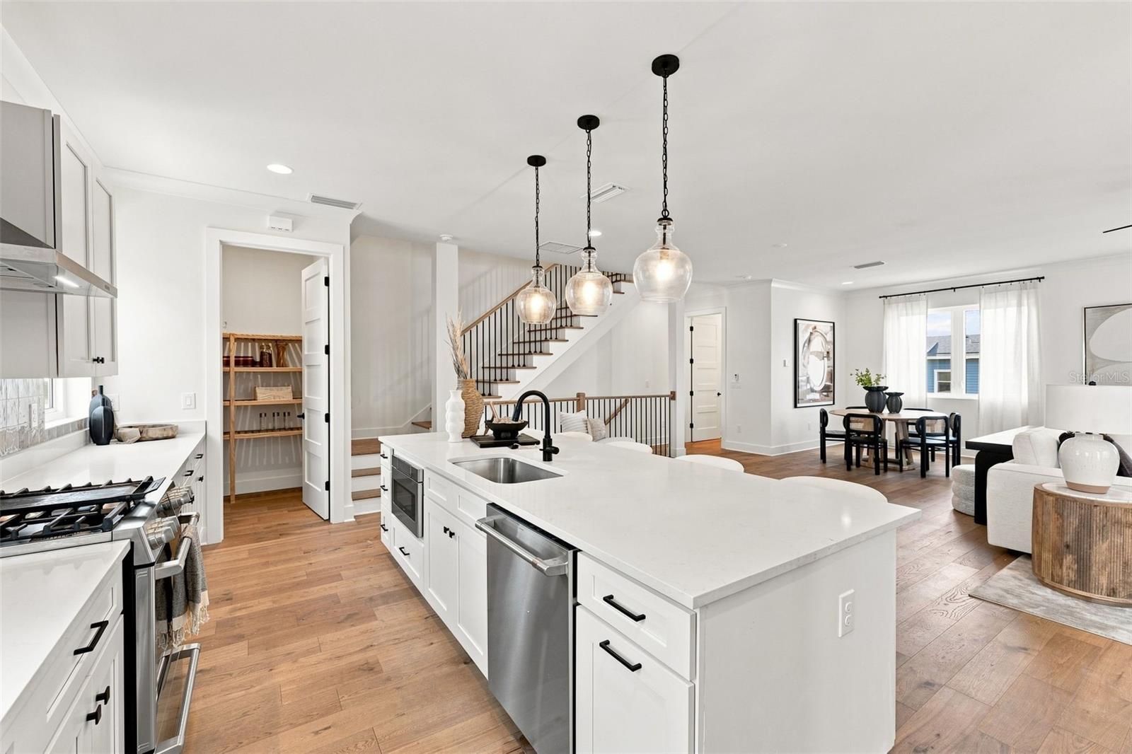 407 S Albany Ave #2 Property Photo 19