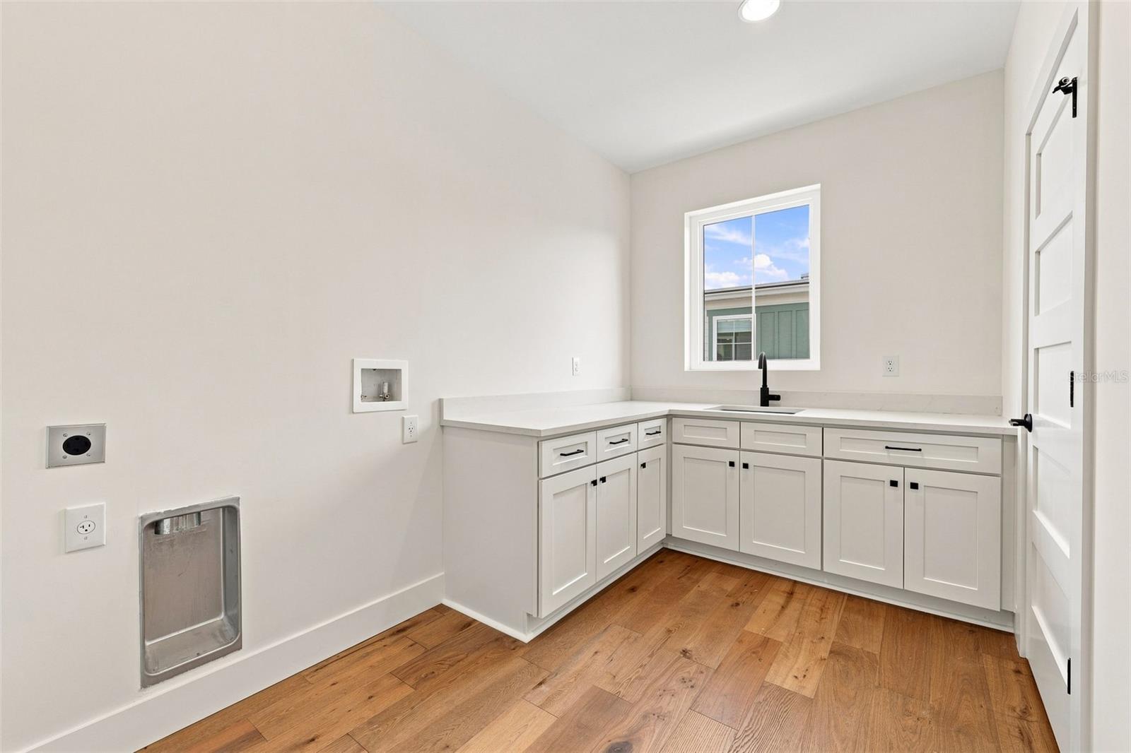 407 S Albany Ave #2 Property Photo 31