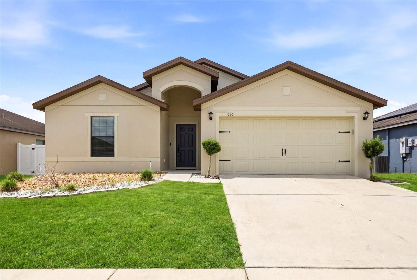 680 SWALLOWTAIL DR Property Photo 1