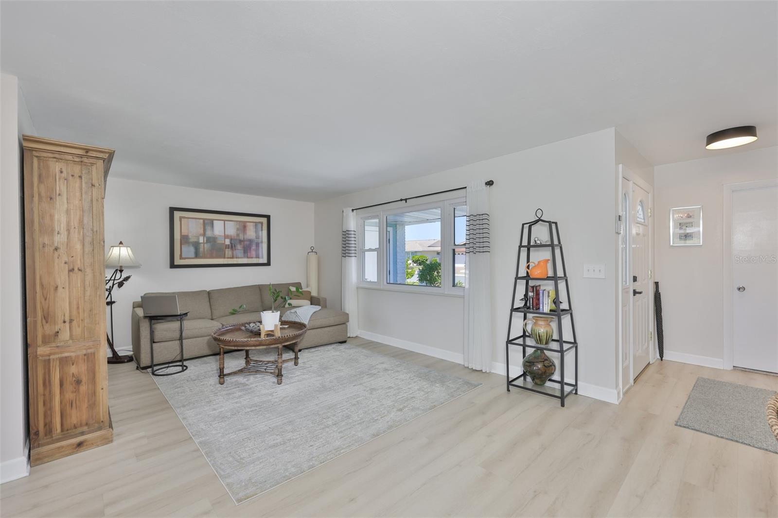 1704 Danbury Dr Property Photo 11