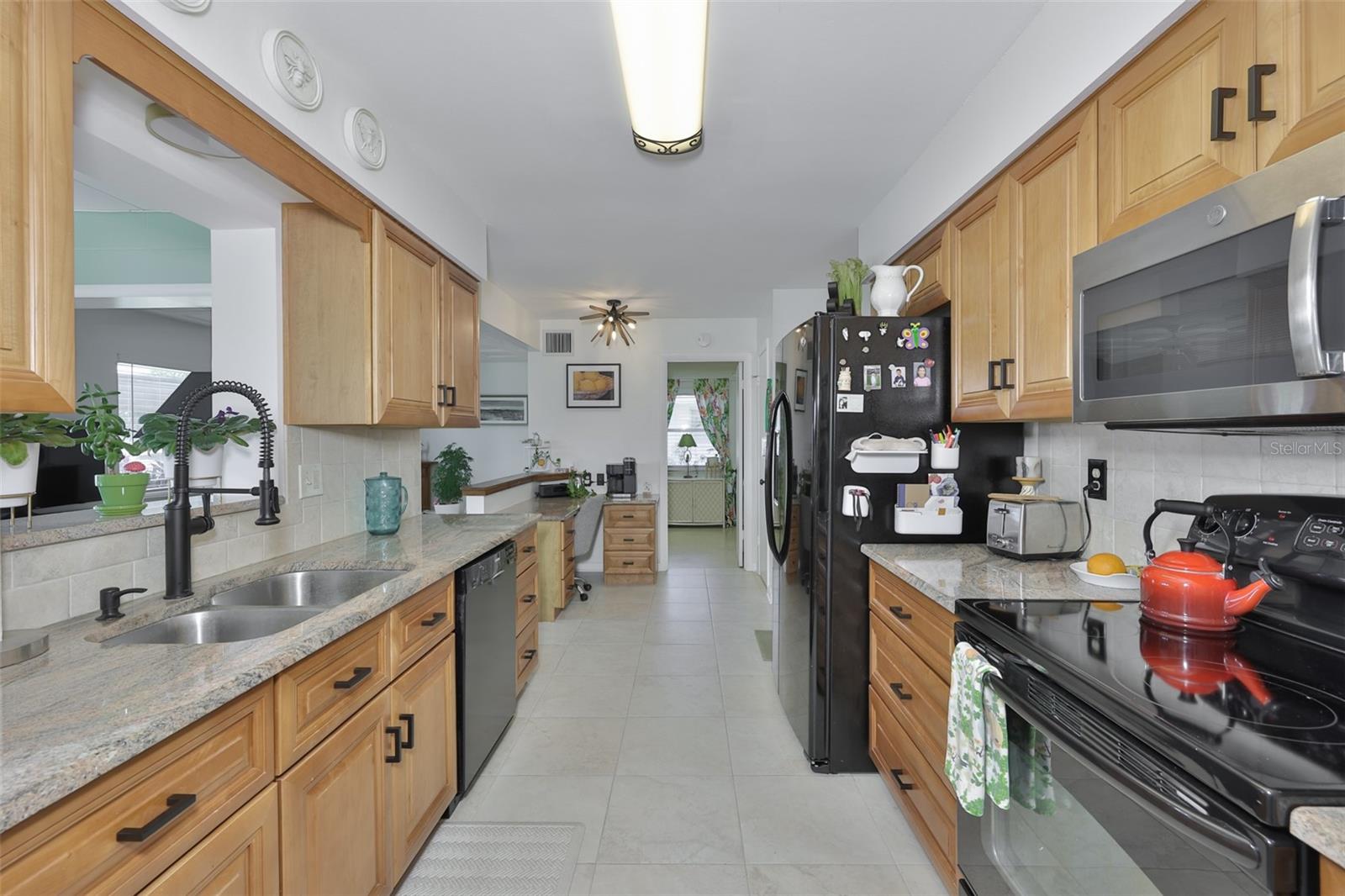 1704 Danbury Dr Property Photo 18