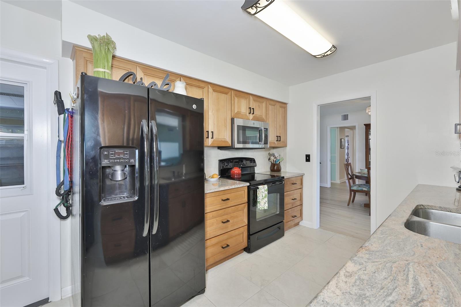 1704 Danbury Dr Property Photo 20