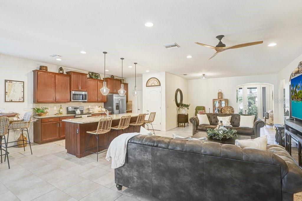 2807 Oriole Dr Property Photo 8