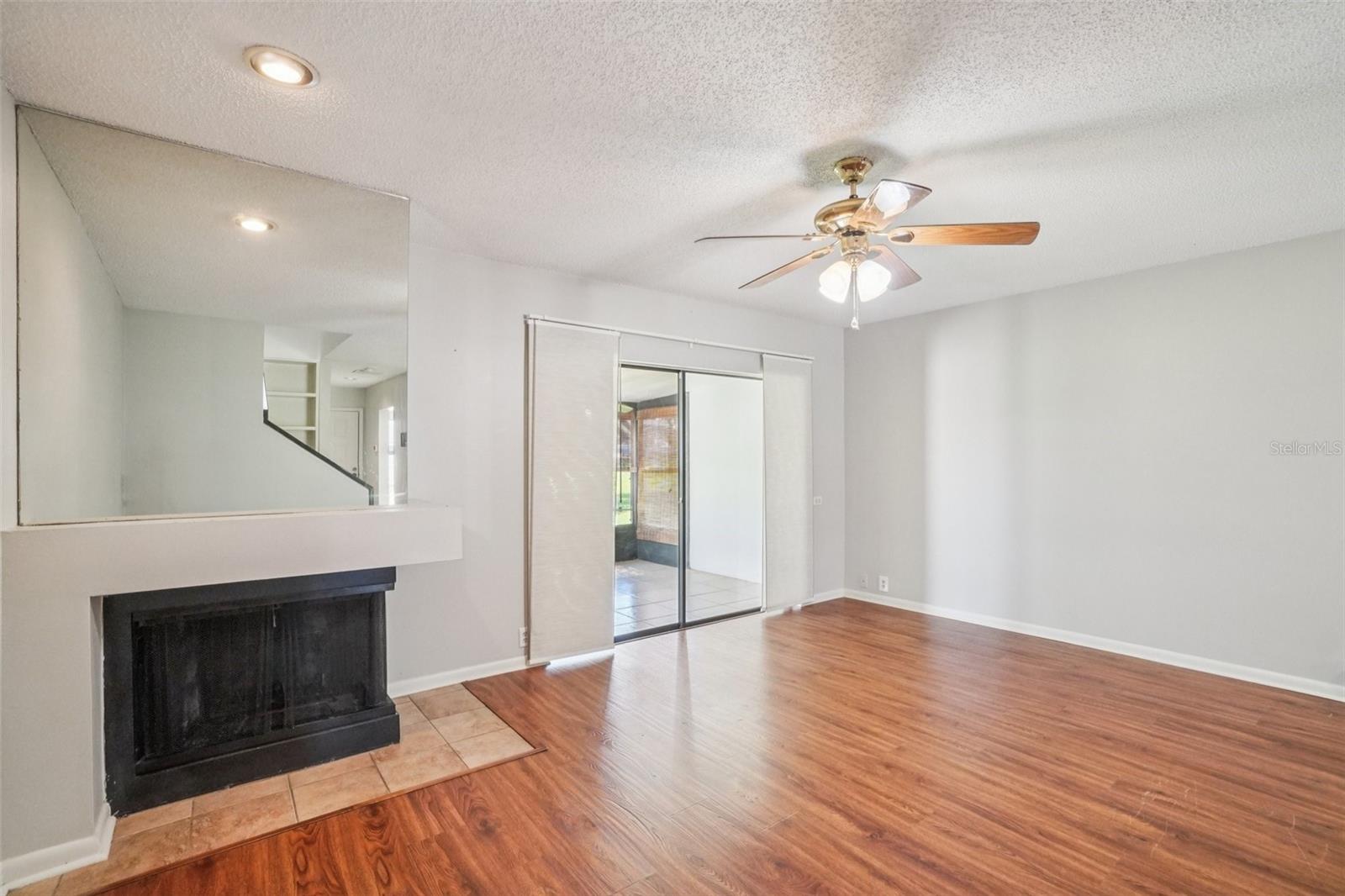 745 Oak Park Pl Property Photo 10