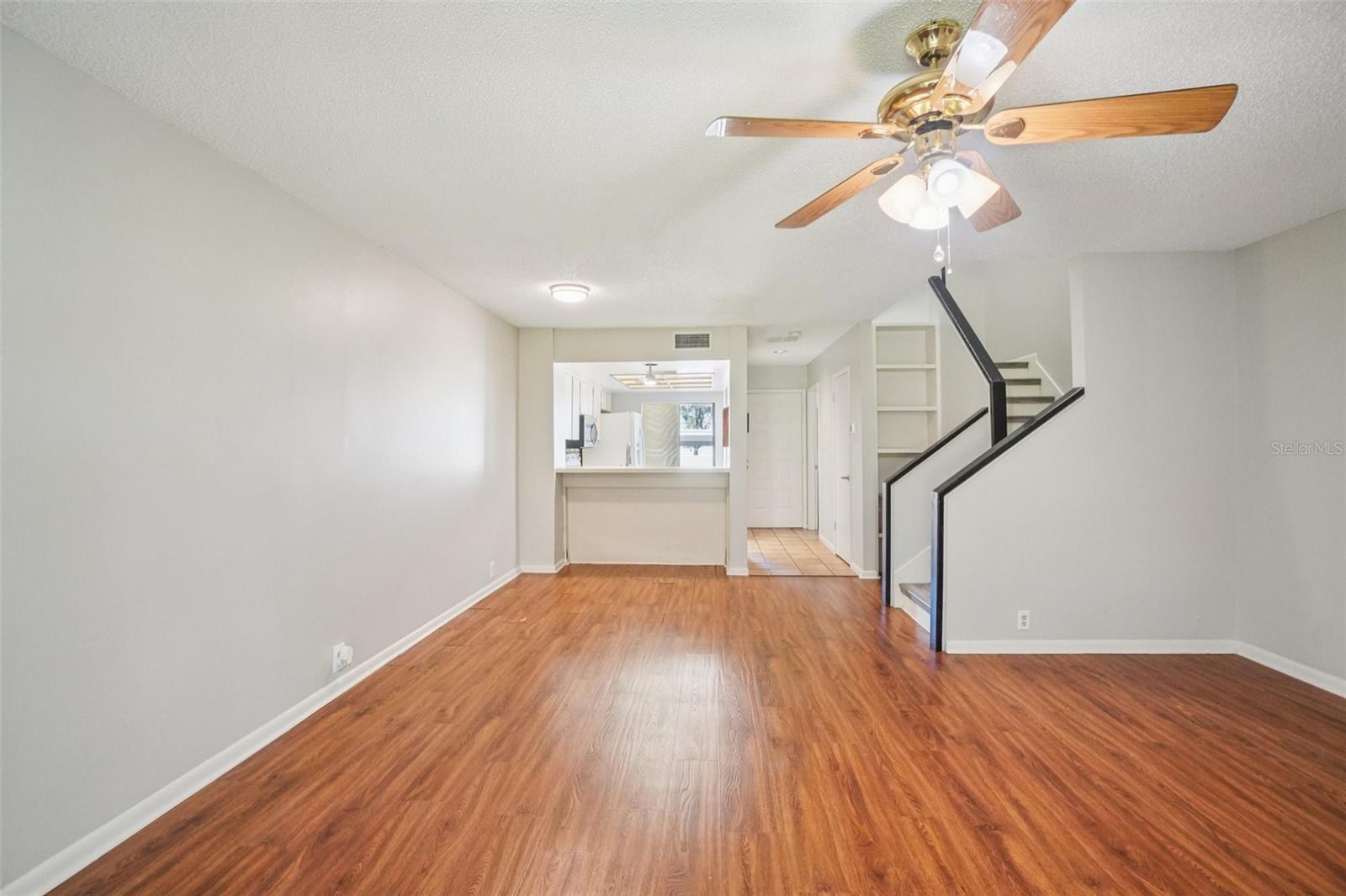 745 Oak Park Pl Property Photo 13