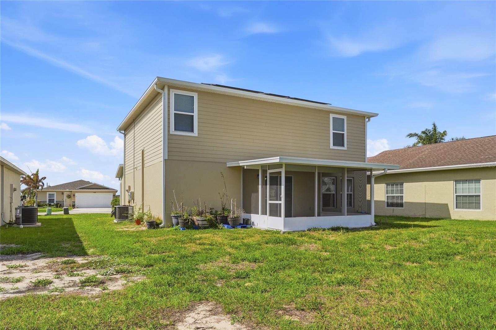 1637 Marble St Property Photo 10