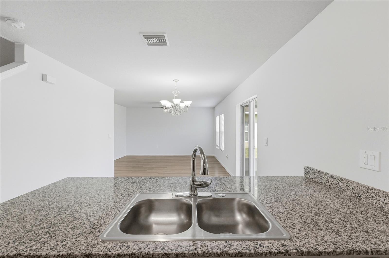 1637 Marble St Property Photo 24