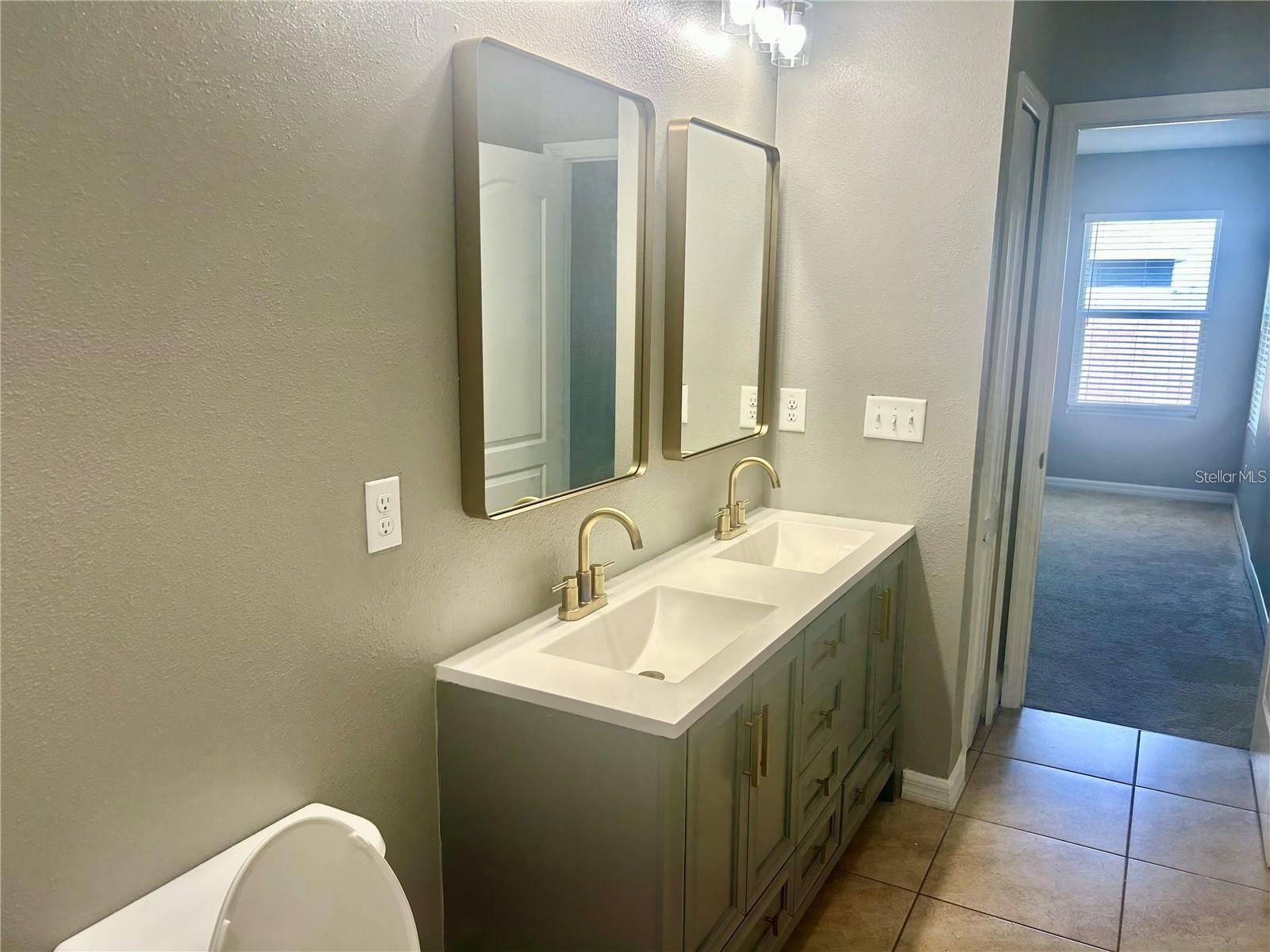 14428 Dunrobin Dr Property Photo 10