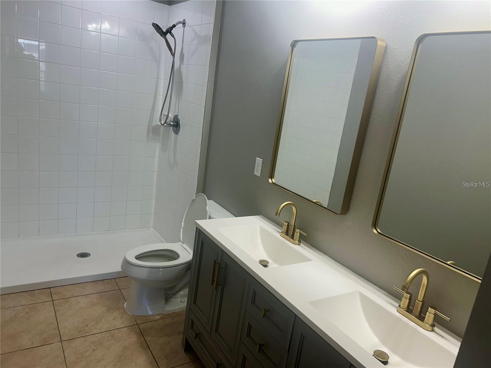 14428 Dunrobin Dr Property Photo 11