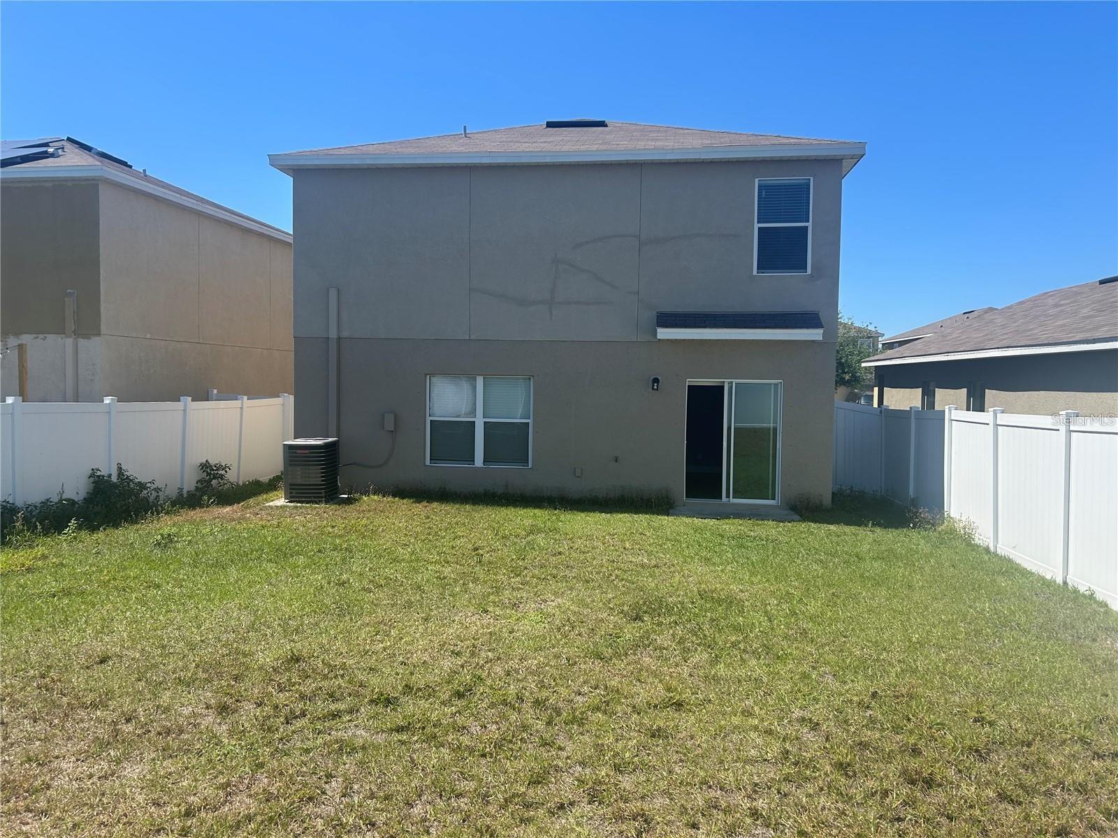 14428 Dunrobin Dr Property Photo 14