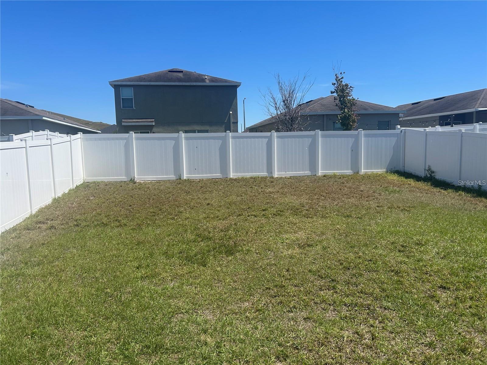 14428 Dunrobin Dr Property Photo 15