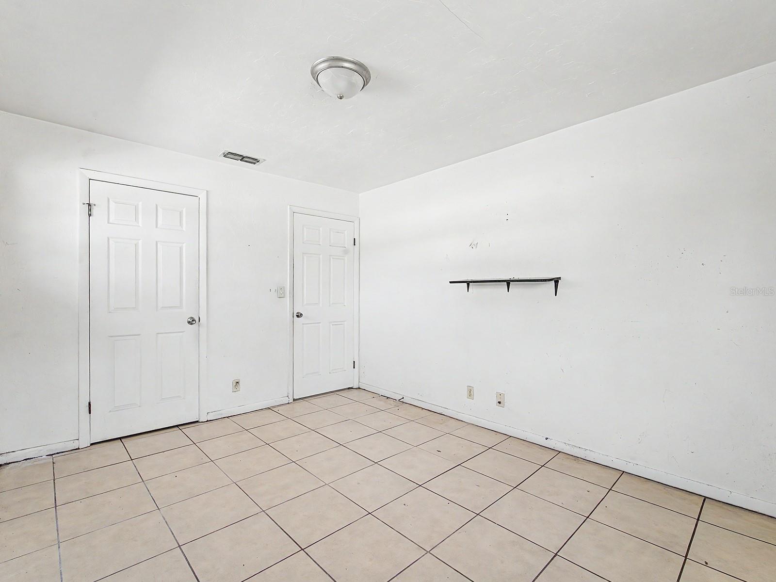 34 Nw 21st Pl Property Photo 7