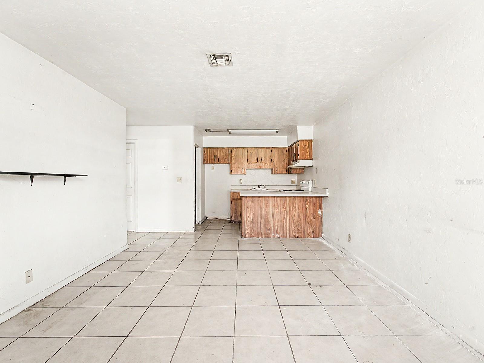 34 Nw 21st Pl Property Photo 8