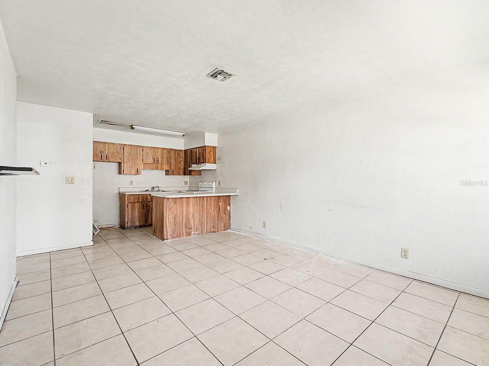 34 Nw 21st Pl Property Photo 9