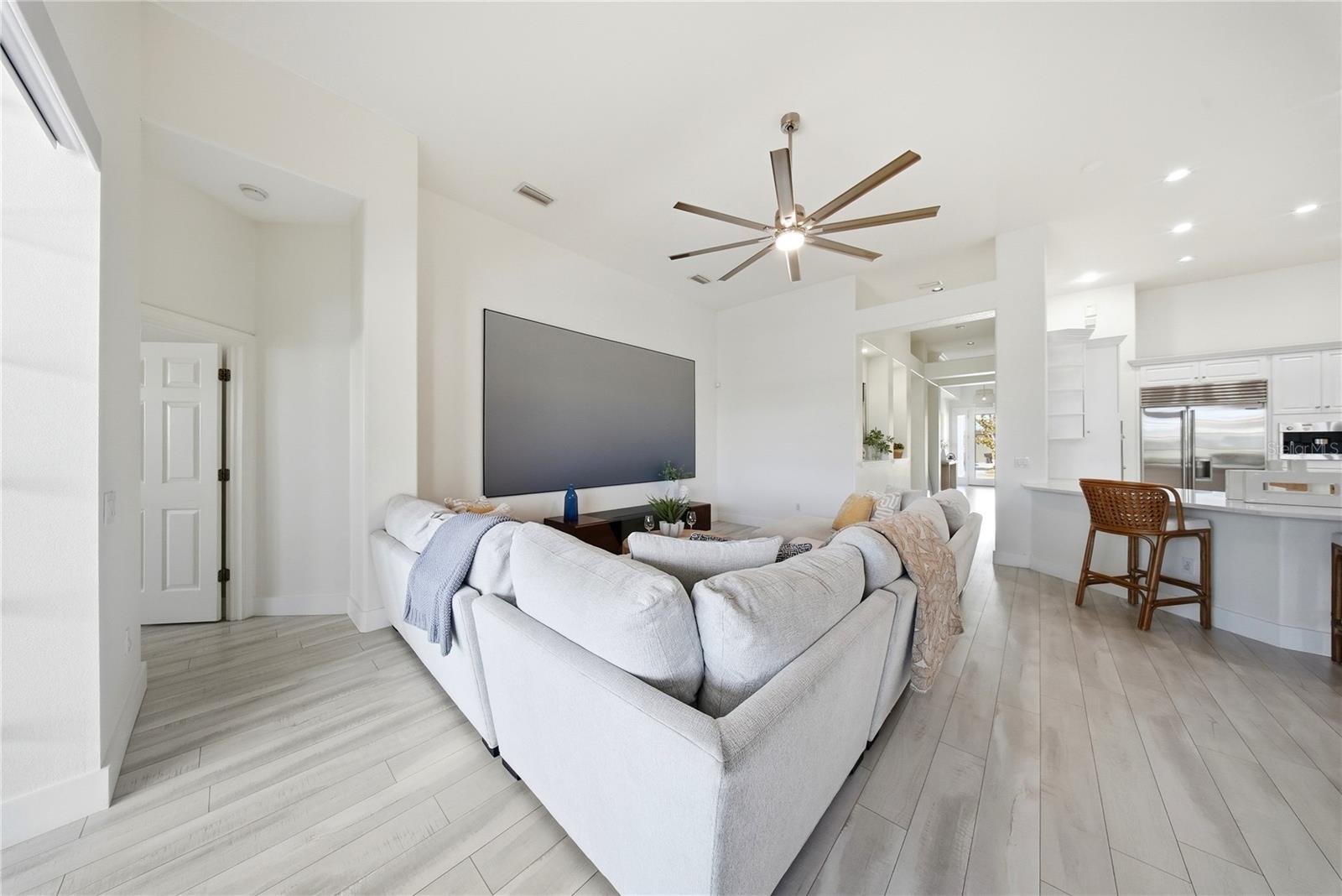 510 Mirabay Blvd Property Photo 18