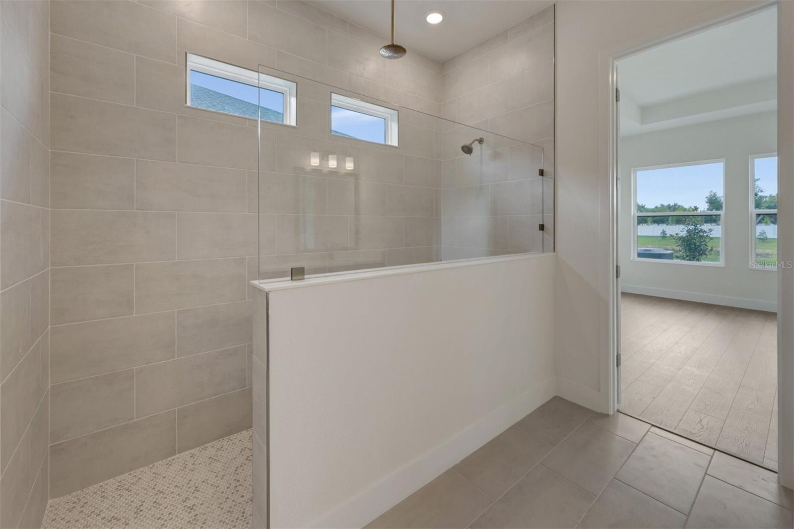 7249 Meadowshade Ct Property Photo 20