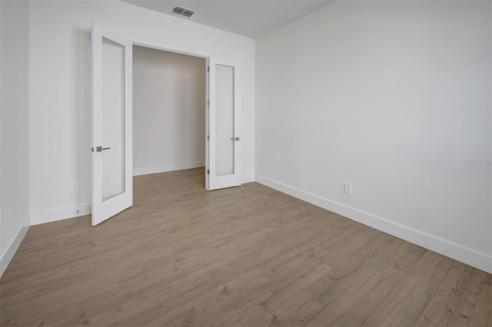 7249 Meadowshade Ct Property Photo 33