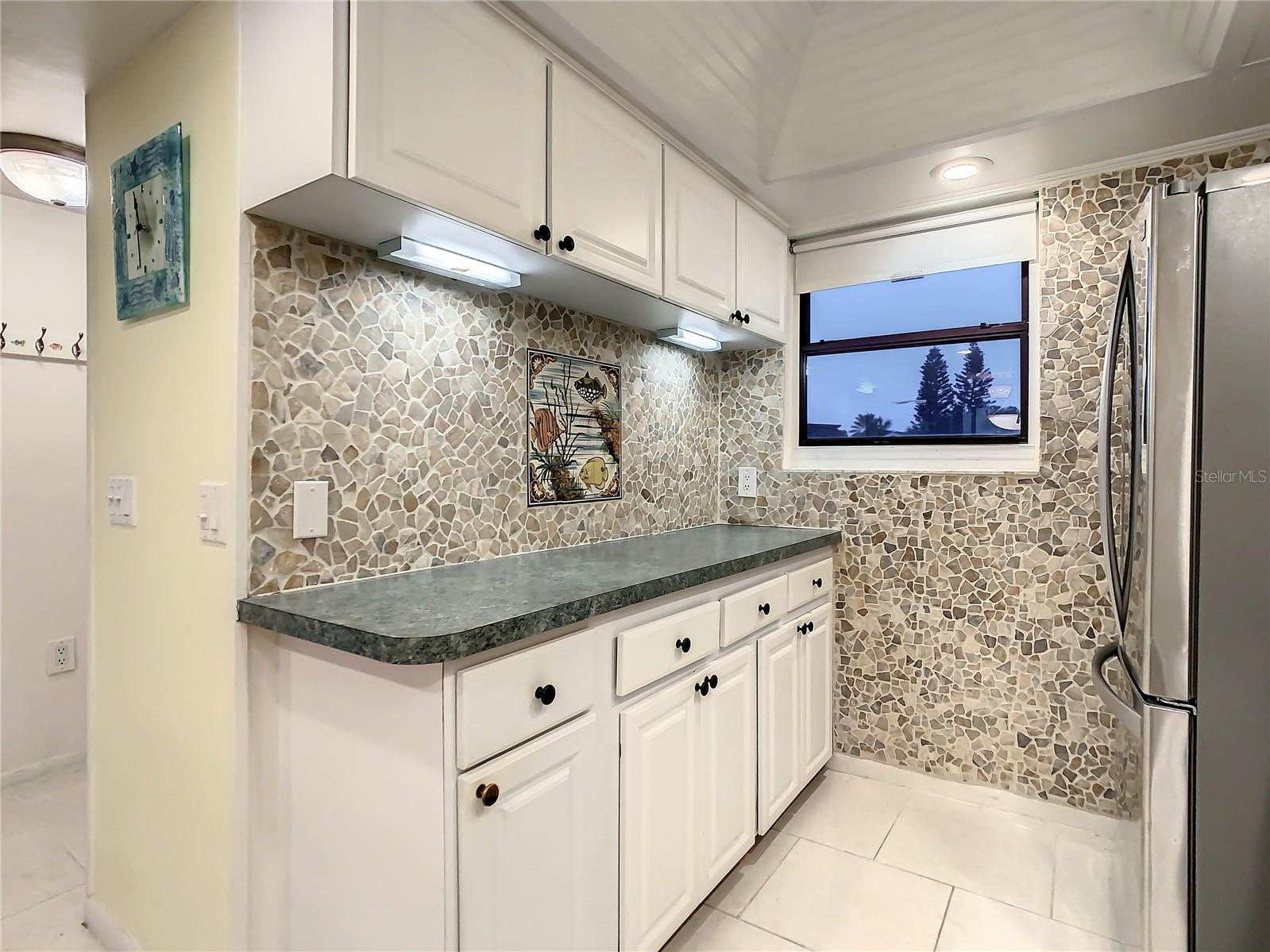 18304 Gulf Blvd #116 Property Photo 11