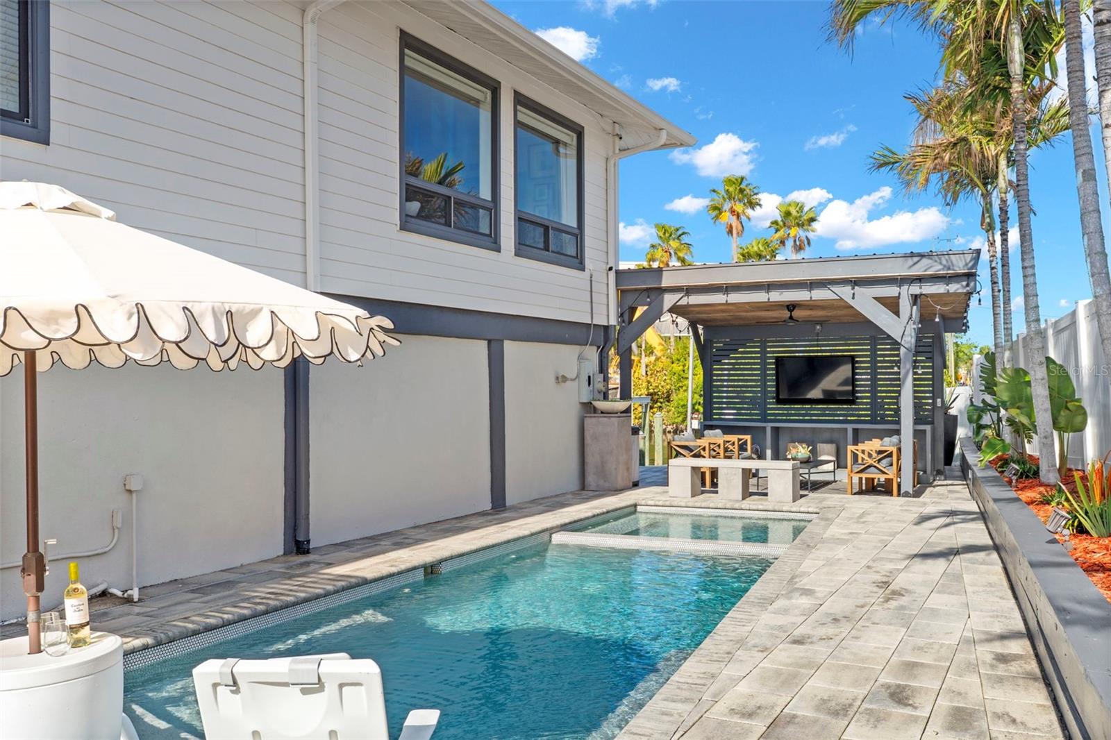 439 Causeway Blvd Property Photo 29