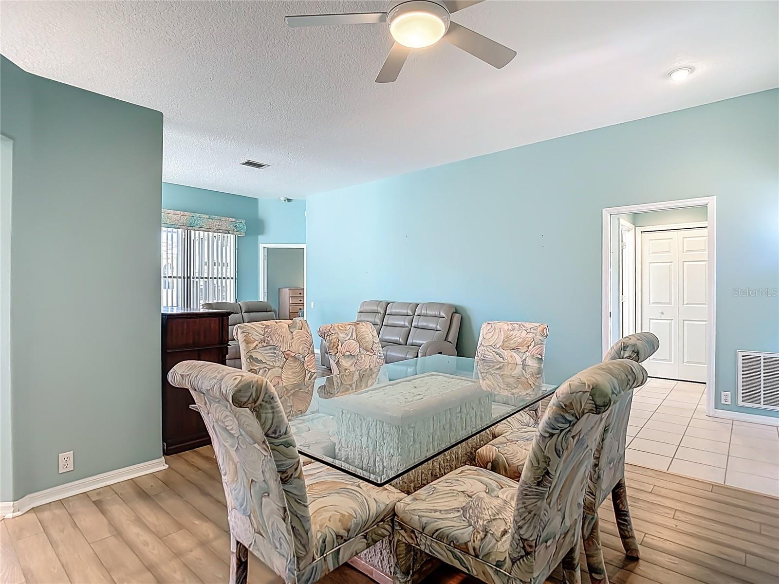 9289 Penelope Dr Property Photo 10