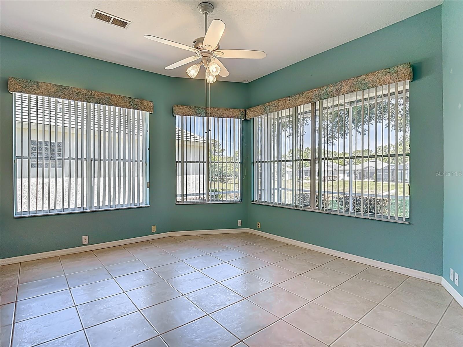 9289 Penelope Dr Property Photo 13
