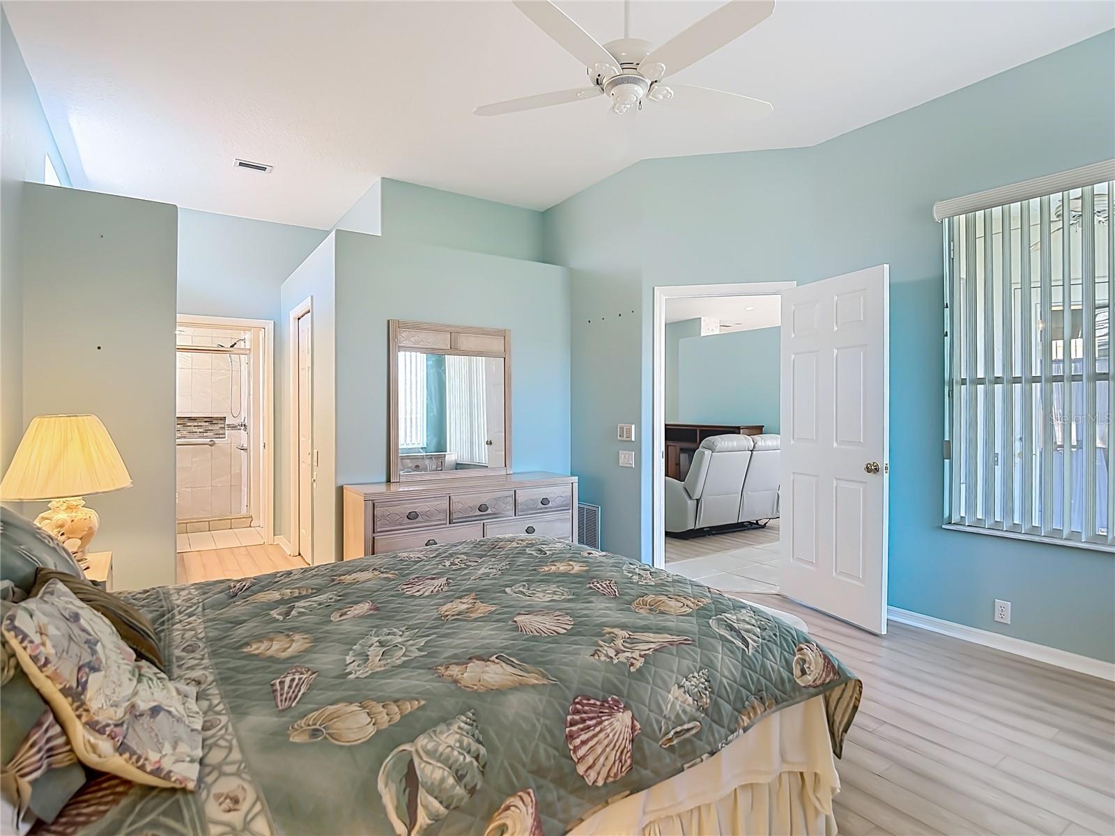 9289 Penelope Dr Property Photo 14