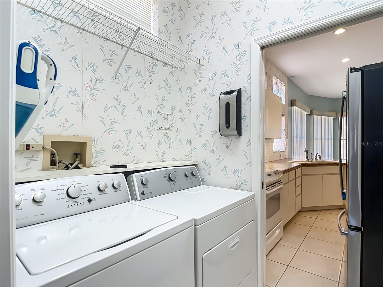 9289 Penelope Dr Property Photo 20