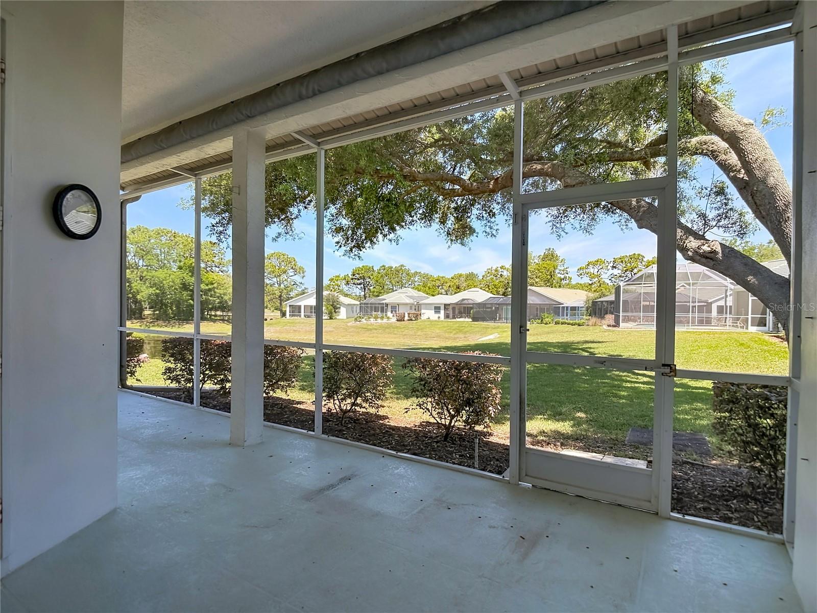 9289 Penelope Dr Property Photo 26
