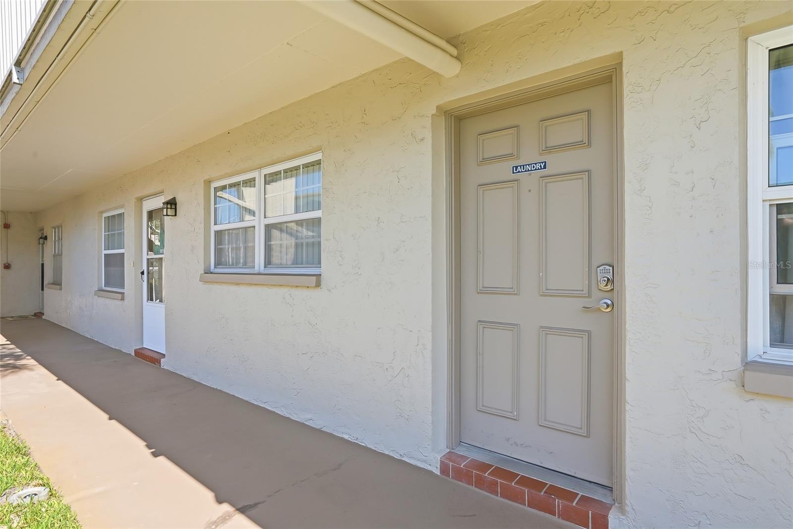 952 Virginia St #202 Property Photo 10