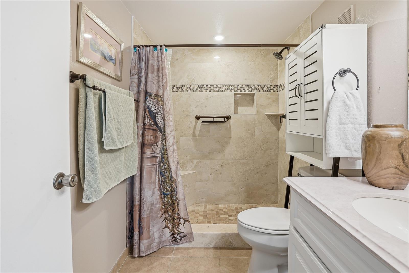 952 Virginia St #202 Property Photo 34