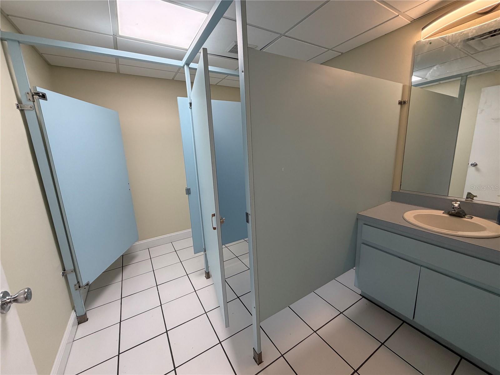 4828 W Gandy Blvd #b27 Property Photo 7