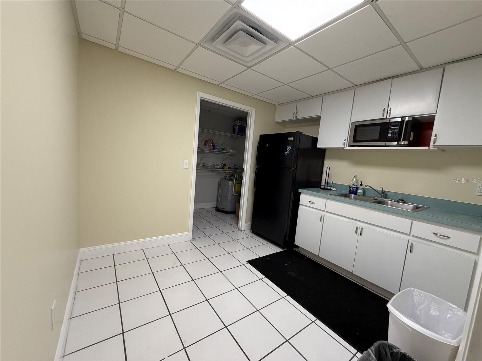 4828 W Gandy Blvd #b27 Property Photo 8