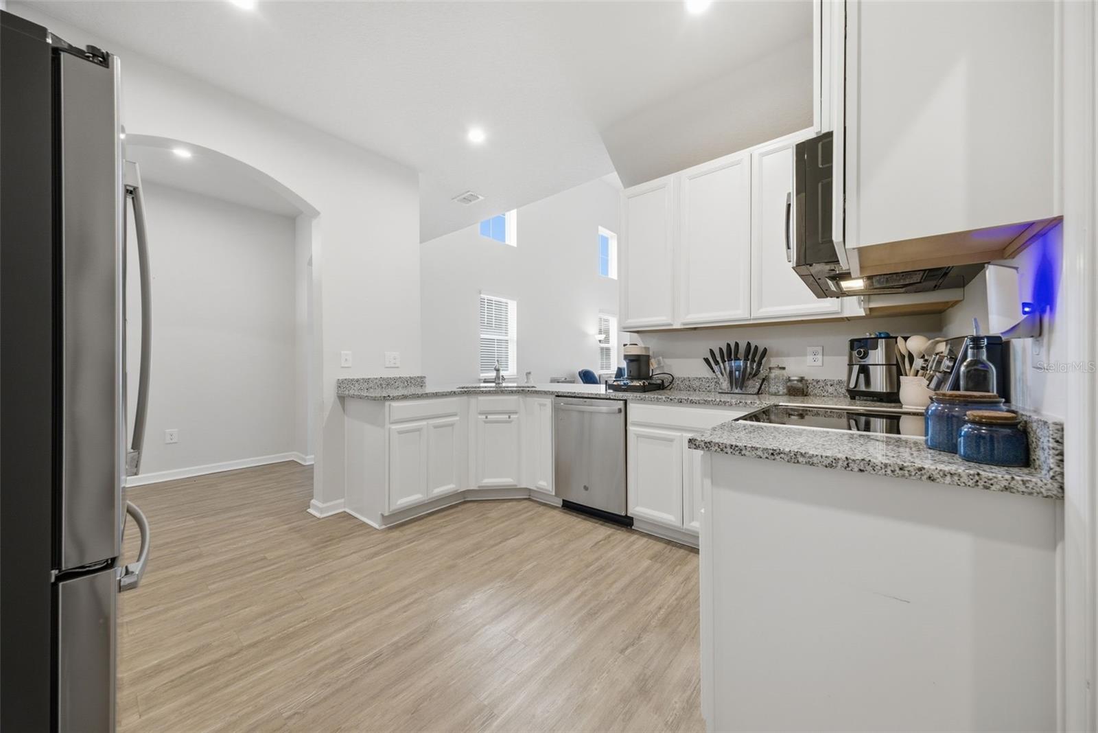 2130 Laceflower Dr Property Photo 6