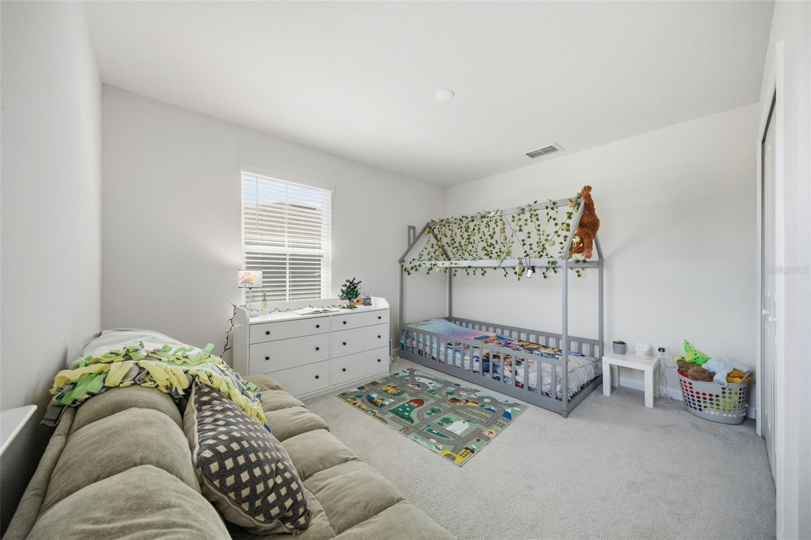 2130 Laceflower Dr Property Photo 21