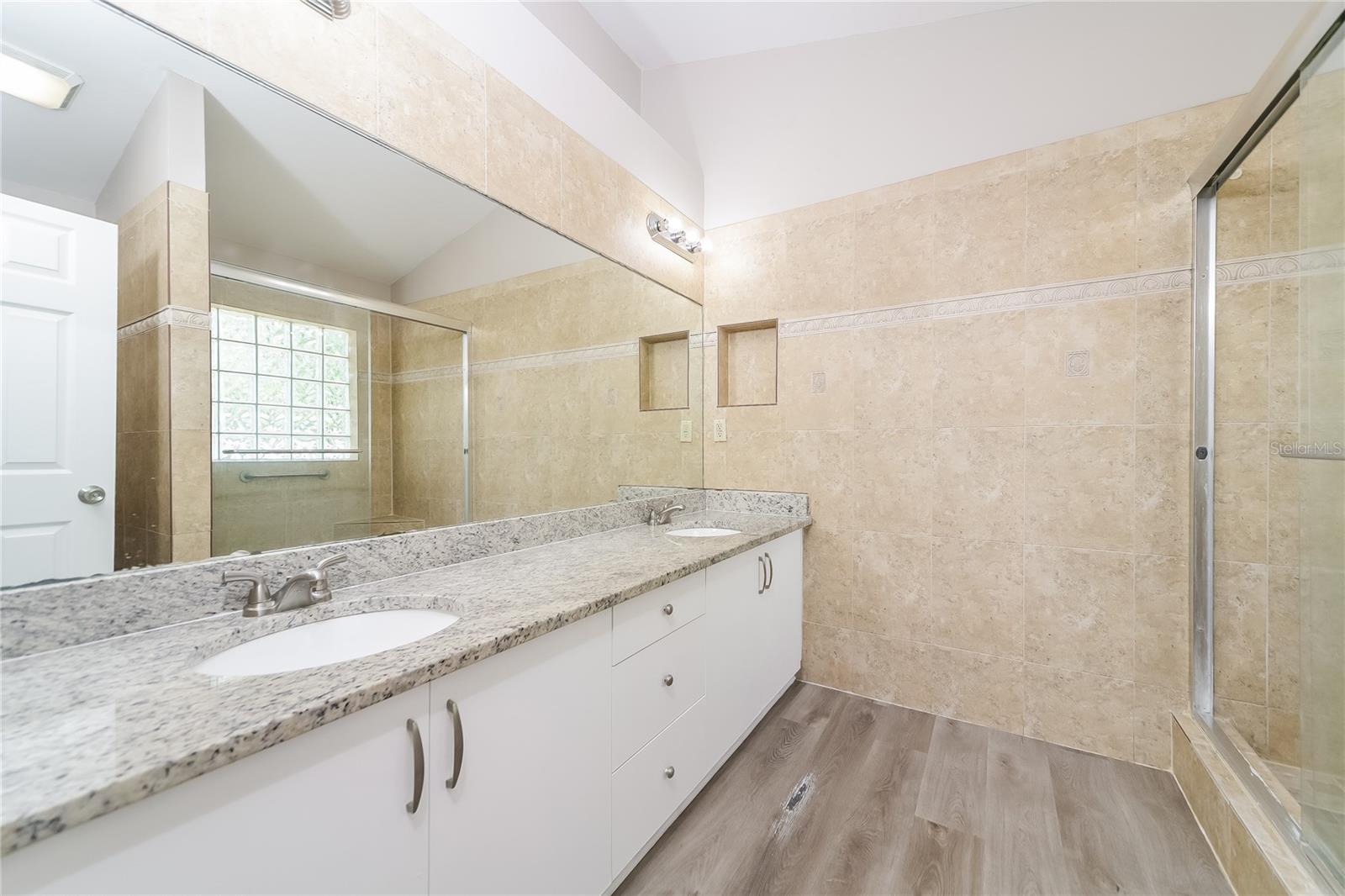 1003 Dorking Way Property Photo 15
