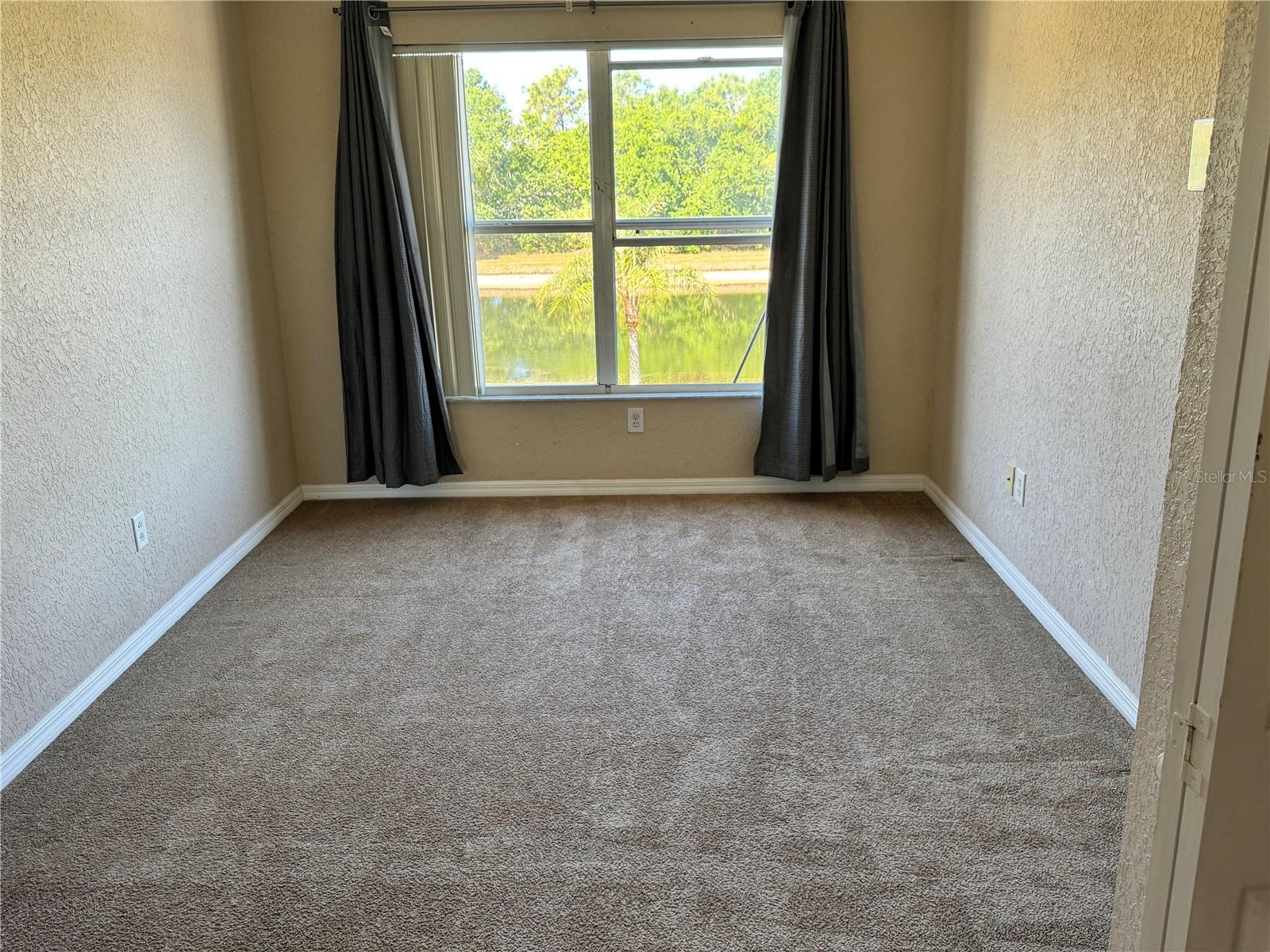 9023 Pinebreeze Dr Property Photo 14