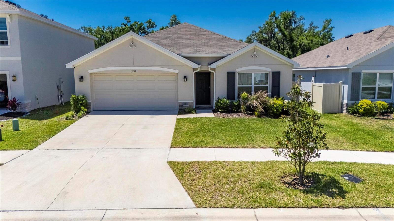 3255 Silver Date Dr Property Photo 1