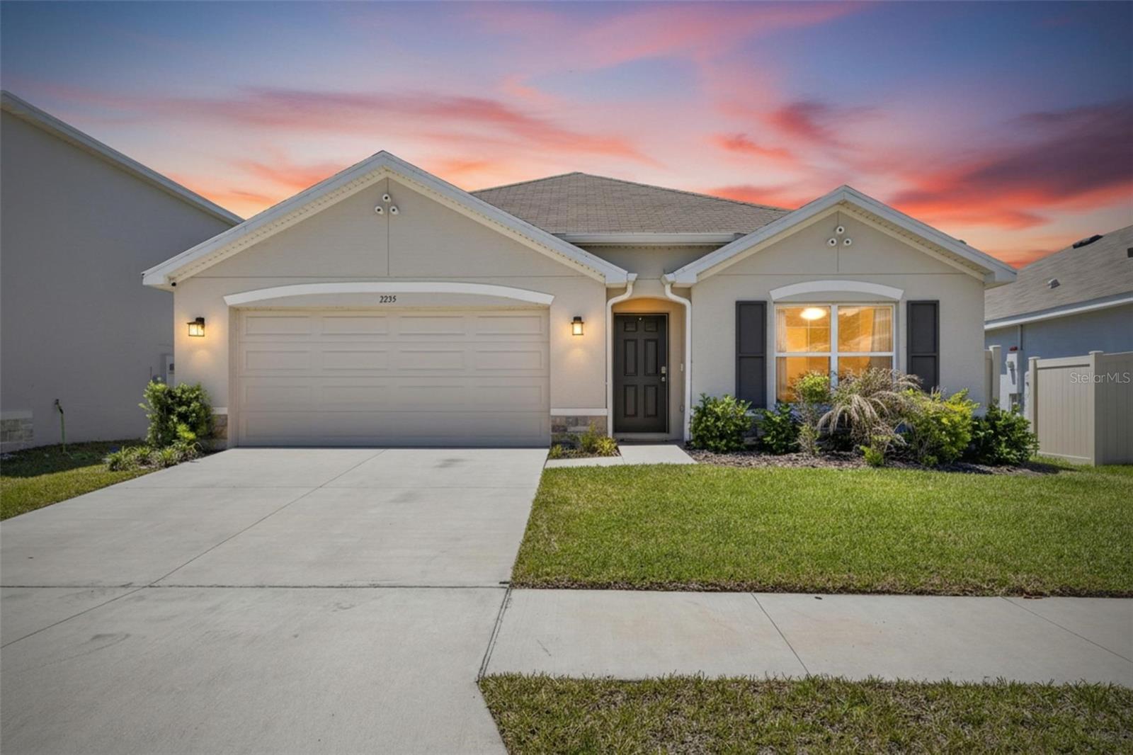 3255 Silver Date Dr Property Photo 5