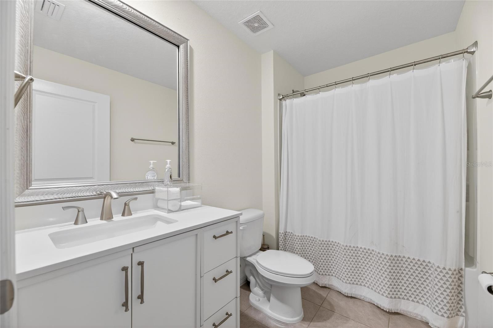 3255 Silver Date Dr Property Photo 14