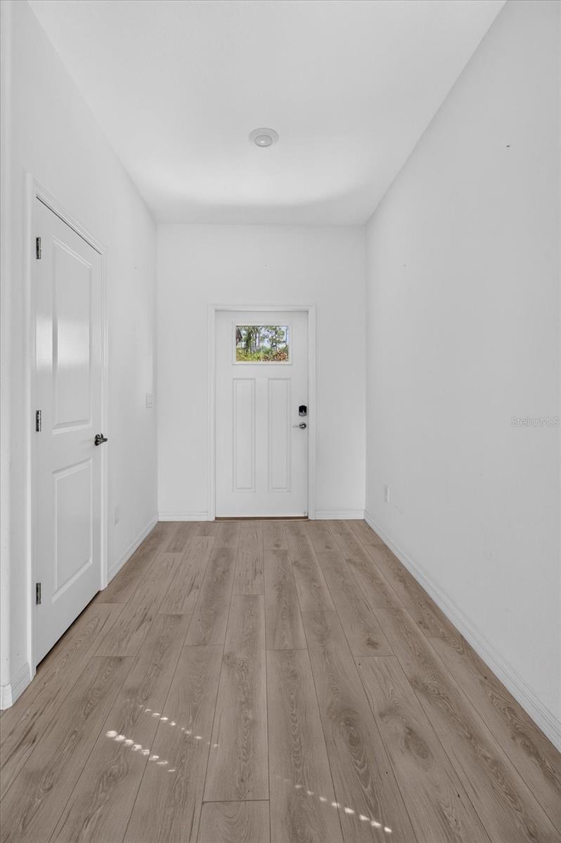 5226 Forum Blvd Property Photo 15